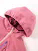 Chamarra cortavientos infantil Tongbei, hecha a medida con forro de polar y capucha, disponible en stock tanto para niños como para niñas, con opciones de personalización en lotes pequeños