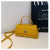 Bolso Cuadrado Pequeño de Alta Calidad Transfronterizo para Mujer, Nuevo Estilo Verano 2026, Bolso de Mano y Bolso Cruzado, Bolso de Hombro Súper Popular Estilo Coreano para Viajes Diarios