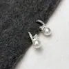 Pendientes de Zirconia y Perla Exquisitos de Diseño de Nicho, Estilo de Lujo Ligero, Clips para Orejas Versátiles, Pendientes de Moda Estilo Coreano para Mujer