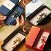Memoria USB Estilo Chino 64g Conmemorativa para Empresa Escuela Regalo Personalizado Ruyi Trébol de Cuatro Hojas Memoria USB Metálica de Gran Capacidad