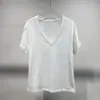 Niche Verão 2026 Novo Estilo Gola V Solto Versátil Fluido Manga Curta Algodão Fresco Leve Camiseta Top para Mulheres