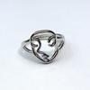 Anillo de apertura de acero de titanio antiguo de gran venta que no se desvanece, diseño de nicho para amantes del anillo de acero inoxidable, joyería al por mayor