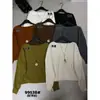 A única blusa de tricô manga longa, estilo coreano, caimento relaxado, texturizada, ombro a ombro, gola redonda, uso bidirecional, tamanho VI+ 99538 (com colar)