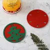 Fornecimento Direto Transfronteiriço Montanhas de Feltro Montanhas de Natal Tapetes para Comida Ocidental Montanhas Criativas Vazadas de Floco de Neve Montanhas Espessas de Feltro para Refeições