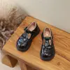 Sapatos de Couro Estilo Britânico para Meninas, Sapatos de Princesa para Crianças, Novo Modelo Primavera 2026, Sapatos Individuais para Meninas Pequenas, Sapatos de Couro Pretos Estilo Academia