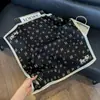 Bufanda de estilo coreano de nueva combinación de colores para mujer, versátil, decorativa, multifuncional, pequeña, cuadrada, con bufanda de camisa, bufanda fina
