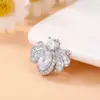 Colgante transfronterizo personalizado de abeja e insectos coloridos, accesorios de joyería DIY, versátiles y únicos, accesorios de cobre de nicho incrustados con circonita
