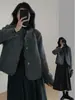 Jaqueta Curta Elegante e Simples para Mulheres, Cor Cinza Leite Suave e Fragrante com Franjas, para Primavera e Outono, Top de Lã Solto com Mangas Longas