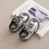 Zapatos Forrest Gump para niños 2025 Primavera Nuevo Estilo Zapatos Casuales de Skate para Niños y Niñas Lindo Velcro Bebé Zapatillas Feas Lindas