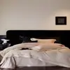 FREEMONDE ofrece un lujoso juego de cama de cuatro piezas de alta gama para otoño e invierno, fabricado con suave algodón para bebé apto para la piel y con un acabado cepillado.