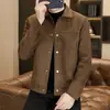 Jaqueta masculina de alta qualidade, coleção outono 2026, moderna e estilosa, com um design sofisticado e elegante, apresentando gola de lapela e um estilo de peça externa casual da moda.