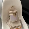 Diseño de nicho colección nueva 2026: bolso de hombro, bolso cruzado y bolso tote de mujer, elegantes y minimalistas, perfectos para el uso diario y para ir al trabajo.
