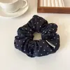 Goma para el pelo de lunares estilo retro coreano, una coleta sofisticada y chic sin esfuerzo para otoño e invierno, perfecta para crear un moño elegante.