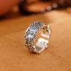 Anillo mantra de seis palabras de estilo retro vintage artesanal para hombres y mujeres mismo estilo Sutra del Corazón plata tailandesa nicho sentido del diseño anillo abierto