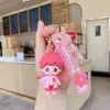 Figuritas de llavero de goma blanda de anime de dibujos animados, colgantes para mochila, accesorios para bolsos, pequeños adornos, al por mayor en stock para tiendas
