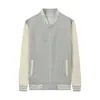 Chaqueta de béisbol de algodón de color liso ropa de trabajo comercio exterior transfronterizo chaqueta holgada estilo americano chaqueta de béisbol roja para hombre hecha a medida