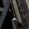 Colgante de perla de agua dulce con incrustaciones de cola de pez de diamantes tridimensionales de princesa sirena de cuento de hadas de suu Design con plata 925