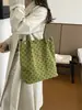 Bolso tote estilo nuevo 2026, moderno y a la moda, casual, gran capacidad, diseño de lunares, bolso de hombro, adecuado para estudiantes universitarios, bolso de trabajo, estilo coreano