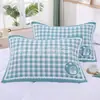 Fabricante Mayorista de Toalla Almohada de Gasa, Toalla Almohada a Cuadros para Estudiantes y Adultos, Absorbente de Sudor, Transpirable, No Suelta Pelusa, Precio Especial