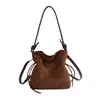 Bolso de mano de moda tipo cubo para mujer, adecuado para ir al trabajo, con textura de terciopelo, diseño retro, detalles exquisitos, nueva colección de otoño, cierre de cordón, 2026, gamuza