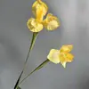 Cenário de Arranjo de Flores Artificiais Amarelas Rosas Falsas Arranjo de Flores Estilo Floresta de Casamento Flores Adereços Decorativos