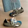 Zapatillas de ballet de cuero estilo vintage con bloques de color para mujer, nuevos zapatos deportivos casuales versátiles para otoño e invierno 2026 para mujer