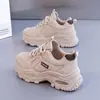 Zapatos de suela gruesa estilo papá para mujer, modernos, primavera y otoño, nuevo estilo, zapatos de mujer, transpirables, estilo coreano, versátiles, de suela gruesa, que aumentan la altura, deportivos casuales para mujer