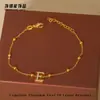 Pulseira Personalizada de Aço Titânio com Letras para Mulheres 26 Letras Inglesas Corrente de Contas Aço Inoxidável Leve Luxo Estilo Ins Personalização em Massa