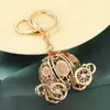 Llavero de Calabaza Carro Estilo Europeo y Americano Lindo Colgante de Bolso con Diamantes Anillo para Llavero Regalo Pequeño de Metal
