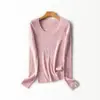 Nueva camiseta de punto acanalada de mezcla de lana para mujer de principios de otoño, cuello en U ajustada y adelgazante, jersey de punto suave para usar en capas