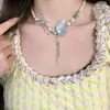 Colar de Pérolas Irregulares Borboleta Nicho Design de Alto Padrão Corrente de Clavícula com Franja Moda Elegante Colar Versátil Tendência
