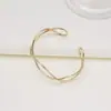 Agente de Compras de Dongdaemun, Coreia, para o Mesmo Estilo Minimalista Cool Pulseira Linha Borboleta, Pulseira Aberta Ajustável para Mulheres, Ferro