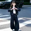 Conjunto de mezclilla de otoño para niñas 2026 nuevo estilo coreano moderno conjunto de dos piezas de chaqueta y pantalones de pierna ancha para niña