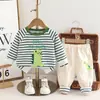 Conjuntos de Ropa al por Mayor para Niños Niños Sudadera de Dinosaurio Rayada Manga Larga Casual Conjunto de Dos Piezas Venta Directa