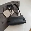 Bolso de Hombro Grande de Capacidad para Viajes de Estilo Relajado, Bolso Cuadrado Pequeño de Color Sólido, Tendencia de Bolso de Hombro Cruzado de Moda Nuevo Verano 2026