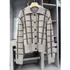 Cardigã Tricotado Xadrez Retrô Francês para Mulheres 2026 Outono e Inverno Novo Estilo Top Lã de Alta Qualidade Solto Emagrecedor Moda