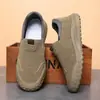 Zapatos de Trabajo para Hombre Primavera Nuevos Casuales Slip-on Zapatos para Conducir papá Zapatos Deportivos de Trabajo Antideslizantes Resistentes al Desgaste Zapatos de Protección Laboral