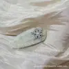 Clip de Pelo Gris de Felpa con Copo de Nieve Adornado con Pedrería, Clip Lateral, Clip Bb, Accesorio para el Cabello para Mujer, Nuevo para Otoño e Invierno