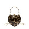 Popular Mini Small Bag Feminino Retro Spice Girl Leopard Love Crossbody Bag elegante nicho vestido à noite Hand-held saco vermelho