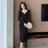 Comercio Exterior Ropa de Mujer Toma Real Vestido de Punto con Tirante French Twist Diseño Otoño e Invierno para Mujer Aspecto Adelgazante y Ceñido a las Caderas Largo