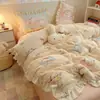 Conjunto de Roupa de Cama Fofo de Lã de Leite Quatro Peças Inverno Plush Dupla Face Capa de Edredom Lençol de Fleece Coral Conjunto de Três Peças para Dormitório