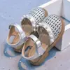 Sandalias con Diadema para Niñas 2026 Verano Nuevo Huecas Niñas Pequeñas Verano Frescas Tejidas Suela Suave Zapatos de Princesa para Niñas