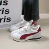 Zapatillas de entrenamiento alemanas para mujer que aumentan la altura, inspiradas en celebridades, colección de otoño 2026, de alta gama, a la moda, versátiles y versátiles zapatillas deportivas