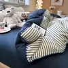 Conjunto Azul de Quatro Peças para Meninos, Lençol de Cama de Gaze Dupla 100% Algodão, Capa de Colcha, Capa de Edredom, Lençol com Elástico, Conjunto de Três Peças para Cama de Dormitório