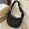 2026 Nova Bolsa Casual Simples de Estilo Coreano Nicho Lua Crescente Grande Capacidade Moda Versátil Ombro Transversal