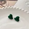 Novos Brincos de Esmalte Artesanal Coração Creme Gota de Óleo Design de Nicho Modernos Versáteis Exquisitos Europeus e Americanos Leve Luxo