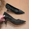Zapatos de Tacón de Aguja Sexy Versátiles Estilo Nuevo Punta Fina Modernos para Mujer Anti-Patada Simples de Tacón Alto Poco Profundos Anti-Patada