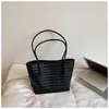 Bolsa tote moderna de grande capacidade com padrão trançado de alto valor para o dia a dia, nova moda verão 2026, bolsa de ombro feminina