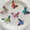 32*39mm Mariposa Simulada Impresa en Color Agujero Vertical Cuentas Sueltas DIY Cuentas Sueltas de Mariposa Simulada Colorida para Bolígrafos con Cuentas y Accesorios Colgantes para Coche Venta al por Mayor