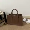 Bolsa de ombro estilosa e casual com design simples e grande capacidade, uma nova coleção primavera 2026 de bolsas tote femininas